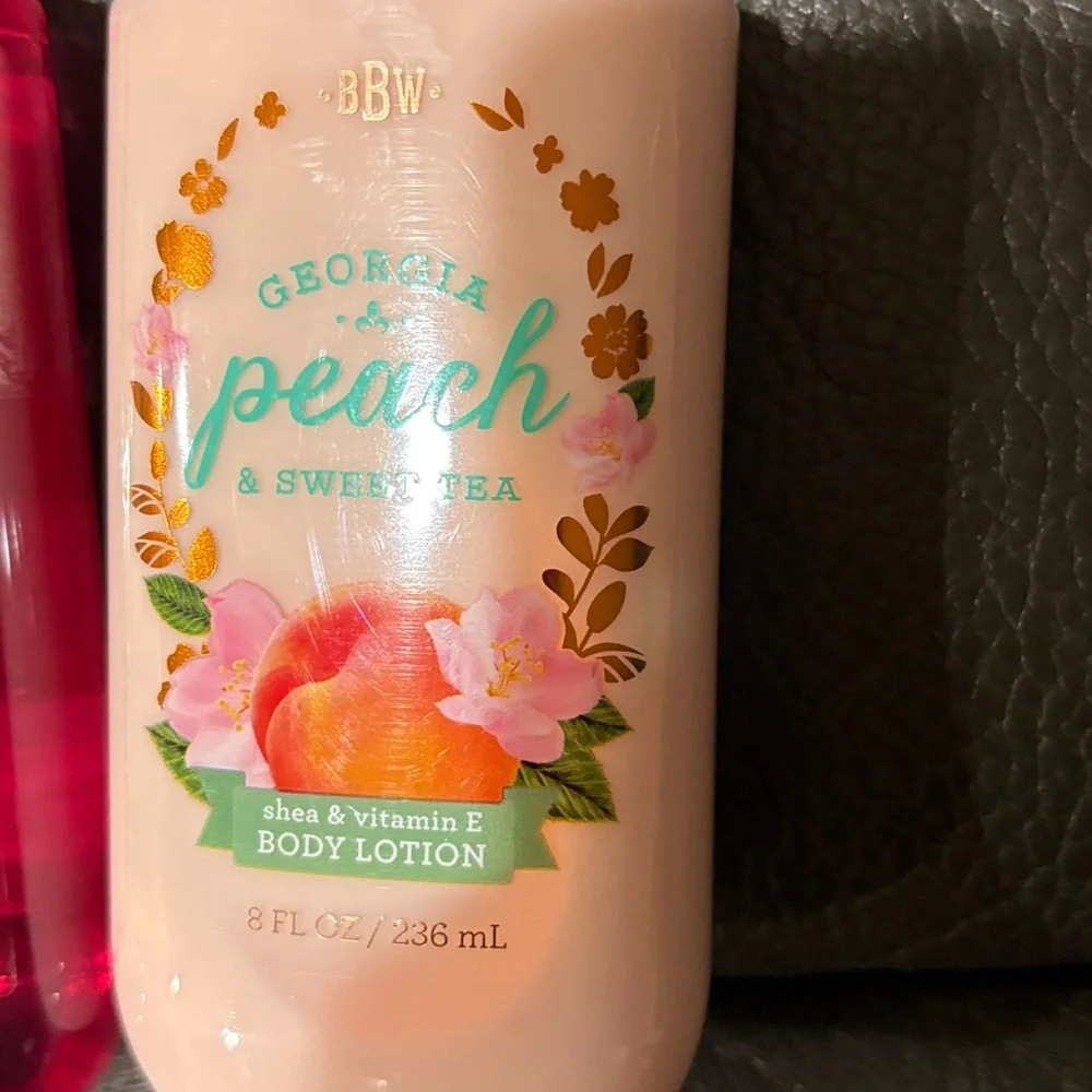 Bath and body Georgia peach & sweet tea and bourbon strawberry & vanilla